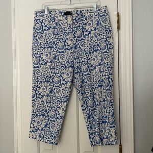 ⚡️Last Days! Talbots Womens Perfect Skimmer Blue White Floral Capri Size 14P